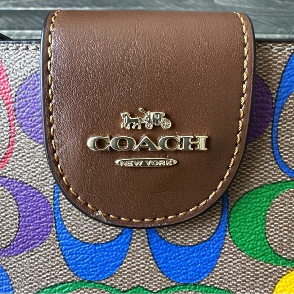 Coach Multicolor Signature Wallet - Picture 2 of 7